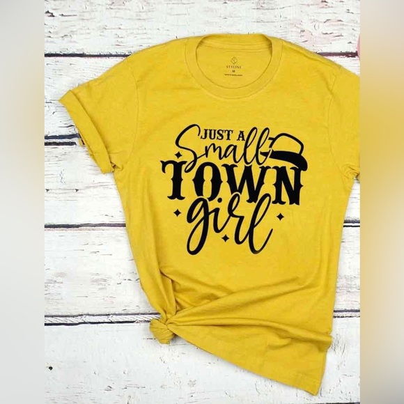 Tops - (New)Just A Small Town Girl Top   S M L XLG Material : 55% Cotton, 45% Polyester